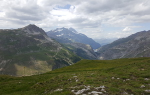 Vue du lac de l'Ouillette, ils vont arrivés par là.